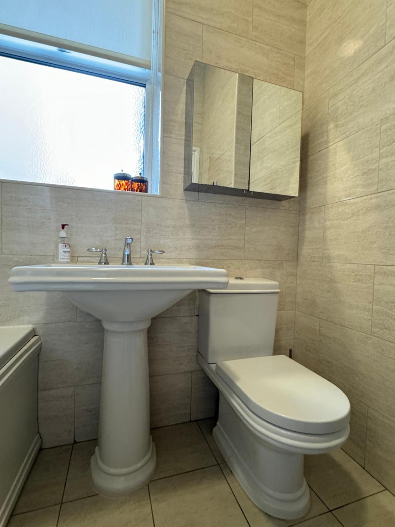 The Front Apartment, Amazing Frontline Sea Views Тайнмут